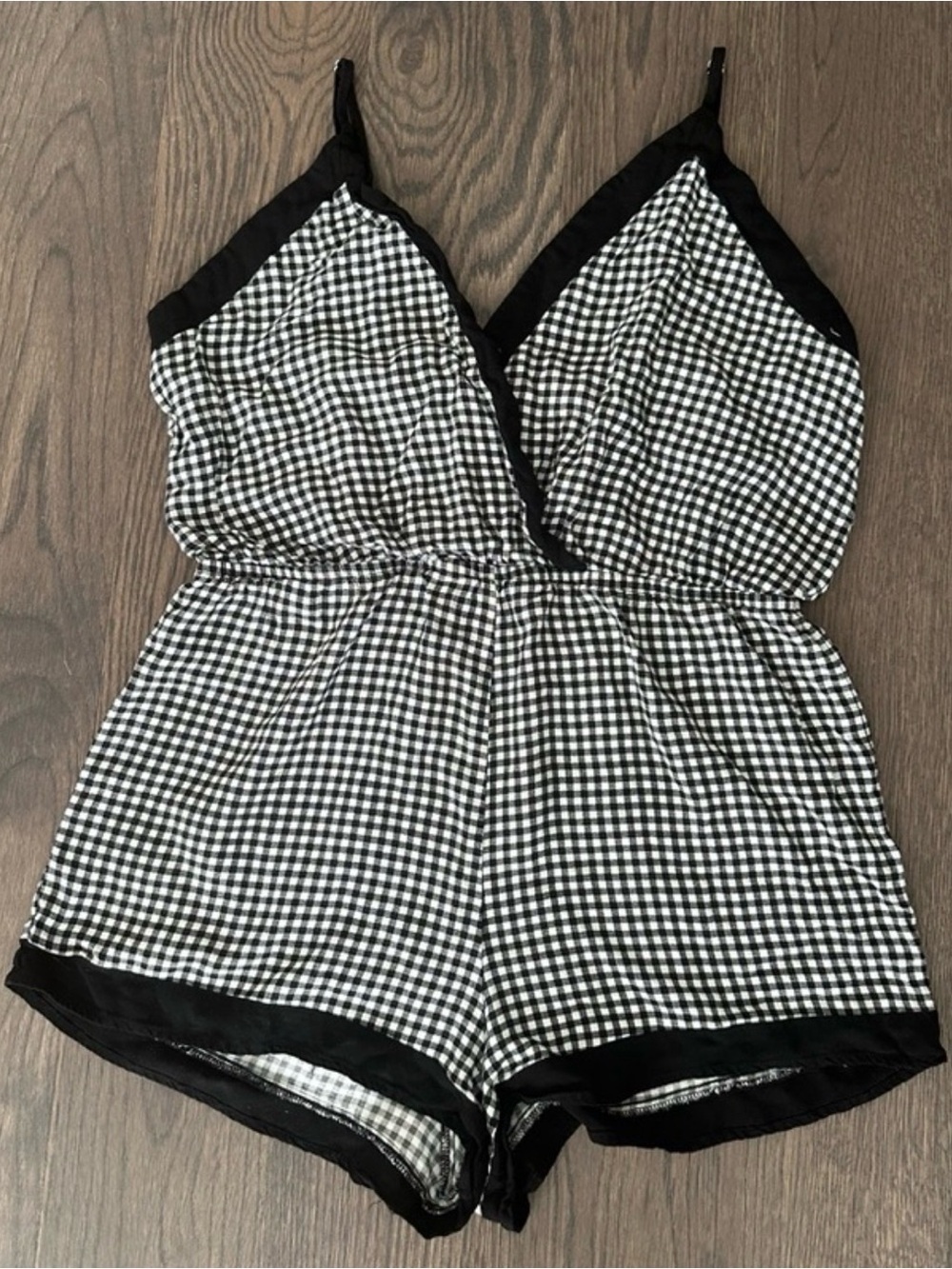 🌾 F21 Gingham romper